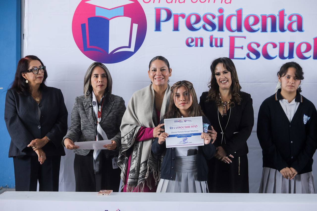 Fomenta Lupita Cuautle el rendimiento escolar con apoyos y talleres