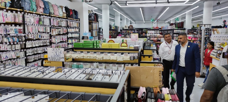 Foto: Cortesía Van 21 tiendas chinas clausuradas en el 2025 en Puebla