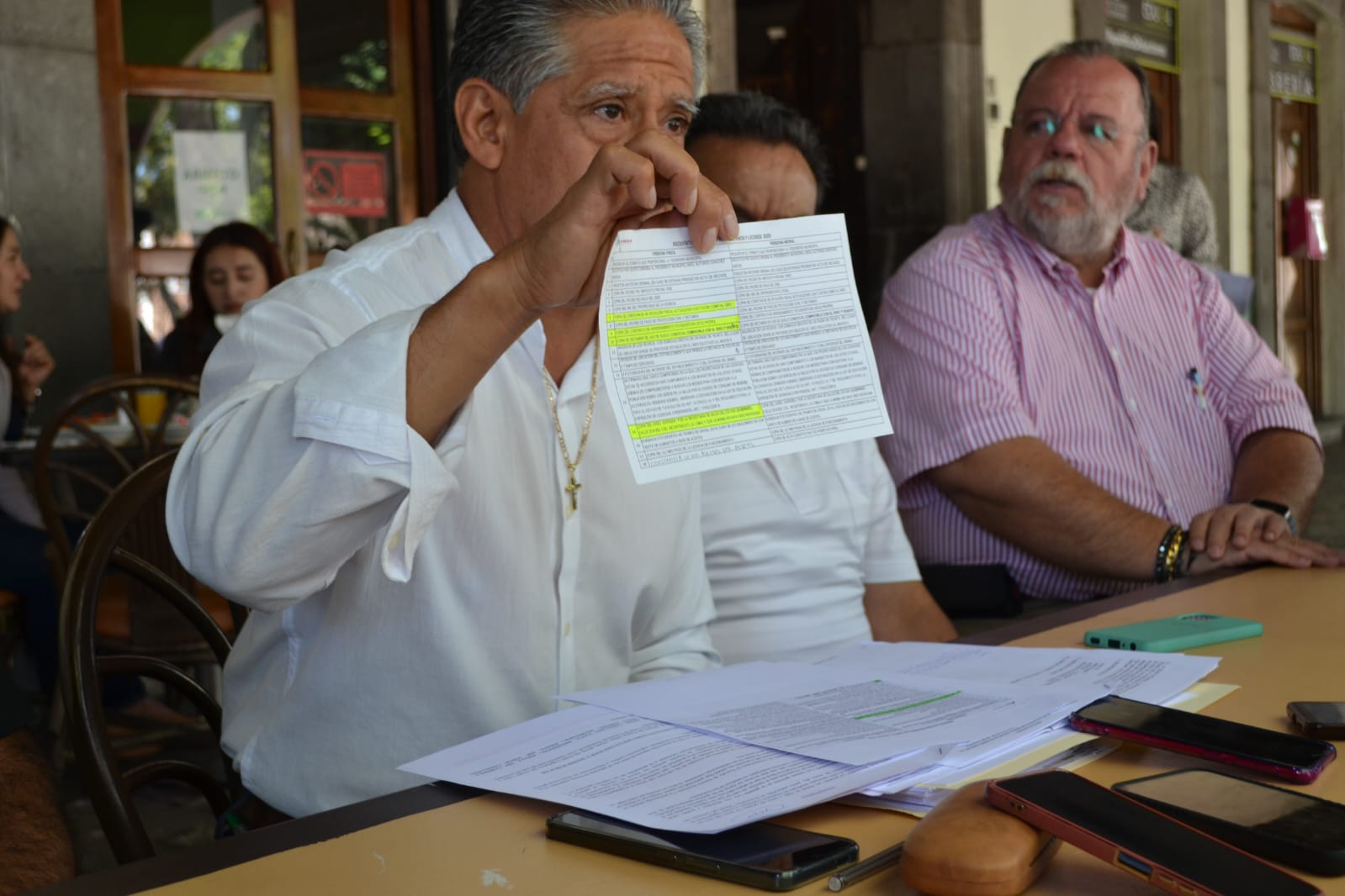 Comerciantes de Tlaxcala exigen fin a nepotismo, abusos y cobros excesivos del alcalde