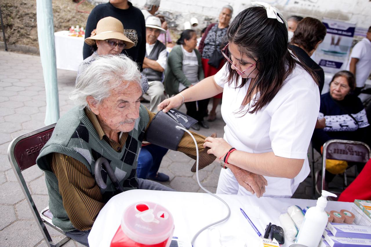 Comunicado oficial Lleva Lupita Cuautle jornada de salud a San Antonio Cacalotepec