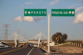 Fatal choque múltiple en la Amozoc–Perote deja 1 mujer muerta y 6 heridos graves