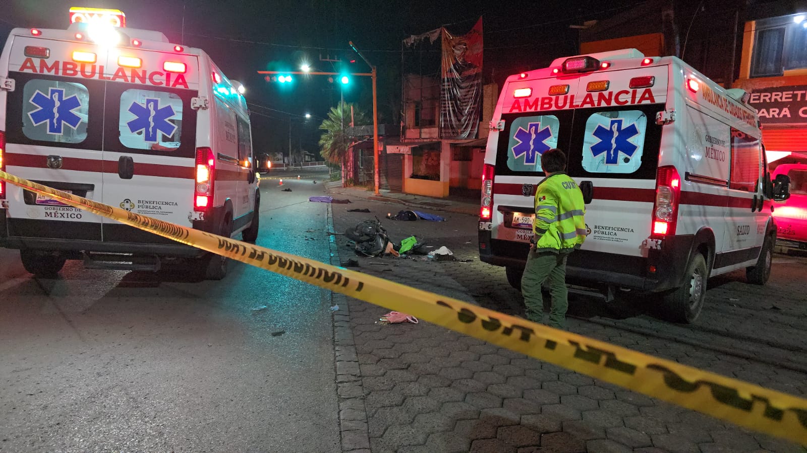 Chocan auto y motoneta en Tlaxcala; dos hombres pierden la vida