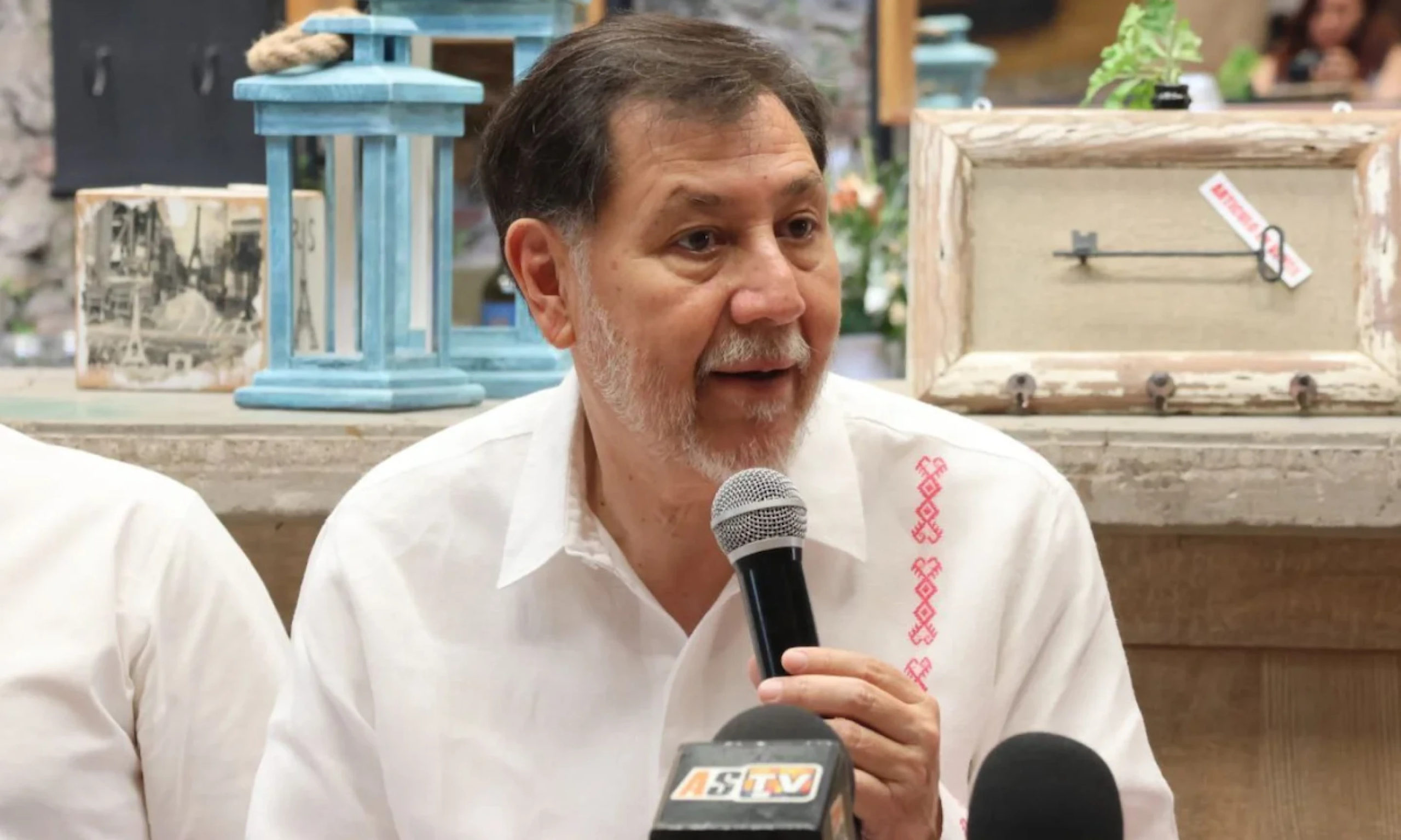 Foto: Cortesía Abogado ofrece disculpa pública a Fernández Noroña por agresión en AICM