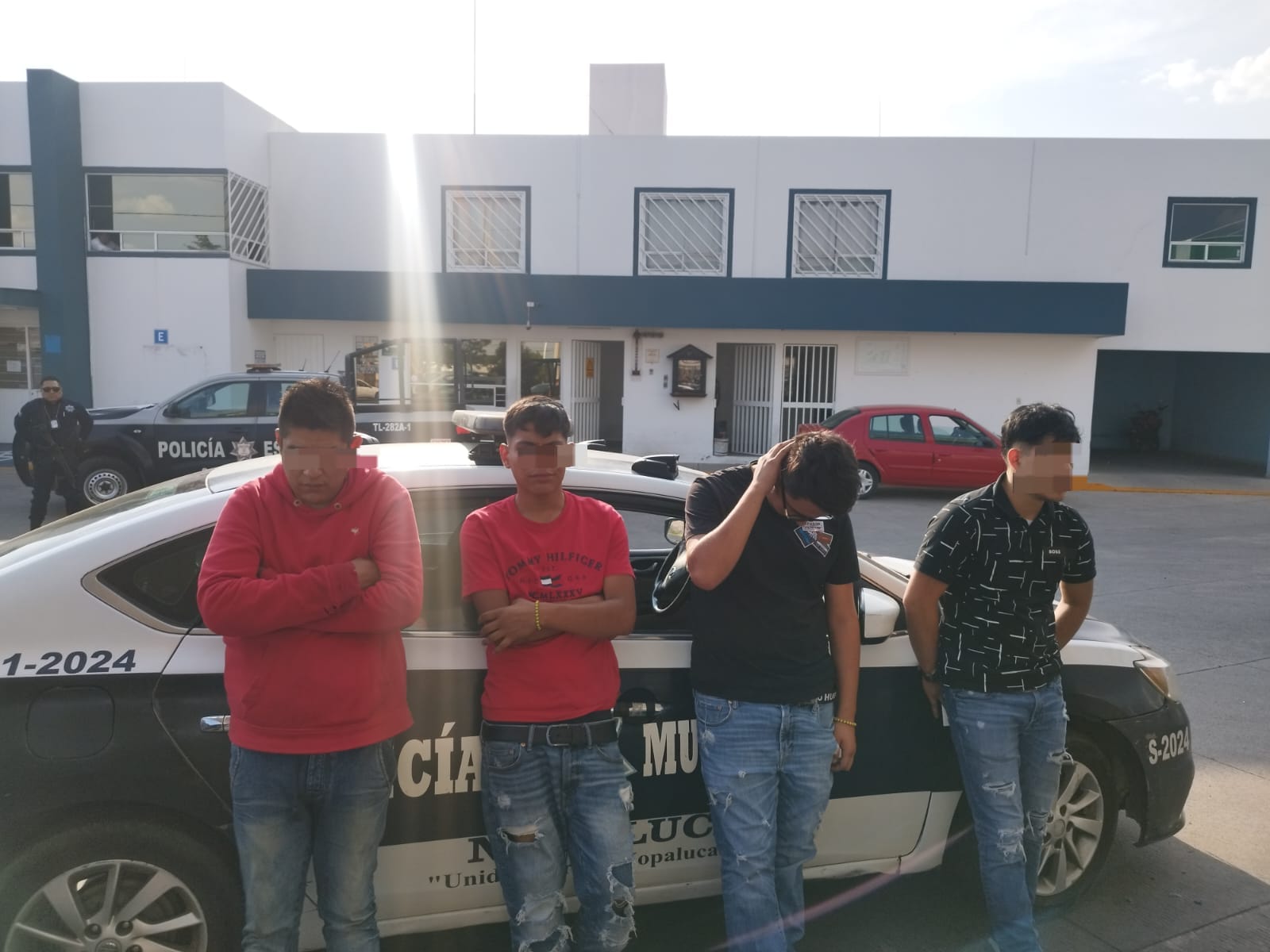 Detienen a cuatro sujetos por robo a casa habitación en Panotla; podrían estar ligados a red de préstamos “gota a gota”