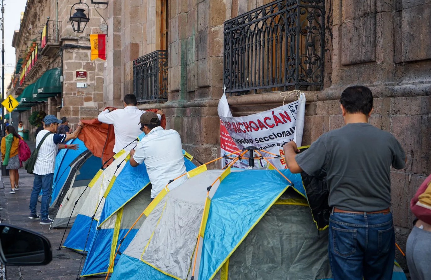 Foto: Cortesía CNTE mantiene plantón en el Centro Histórico, pero sin bloquear Palacio Nacional
