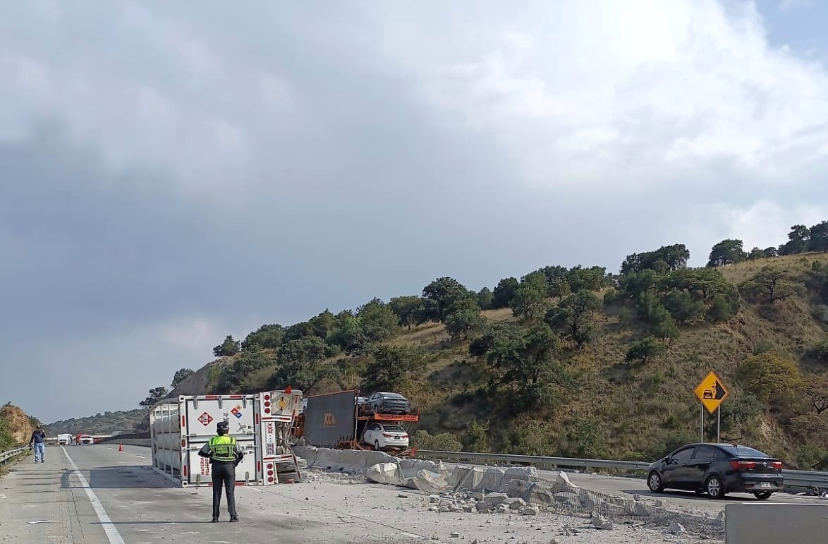 Accidente en el Arco Norte, deja varios lesionados y caos vial, en Ixtacuixtla