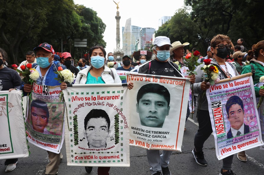 Foto: Cortesía Padres de los 43 exigen remover al fiscal de Ayotzinapa por corrupción