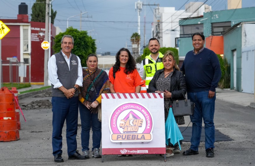 Foto: Cortesía Gobierno municipal intensifica labores de bacheo en Puebla capital
