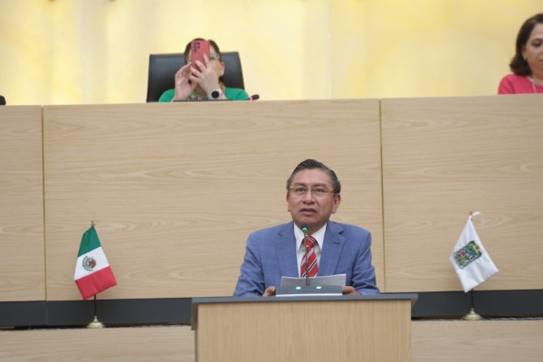 Foto: Cortesía Presentan ante Congreso de Puebla solicitud para convertir a San Francisco Totimehuacan en municipio