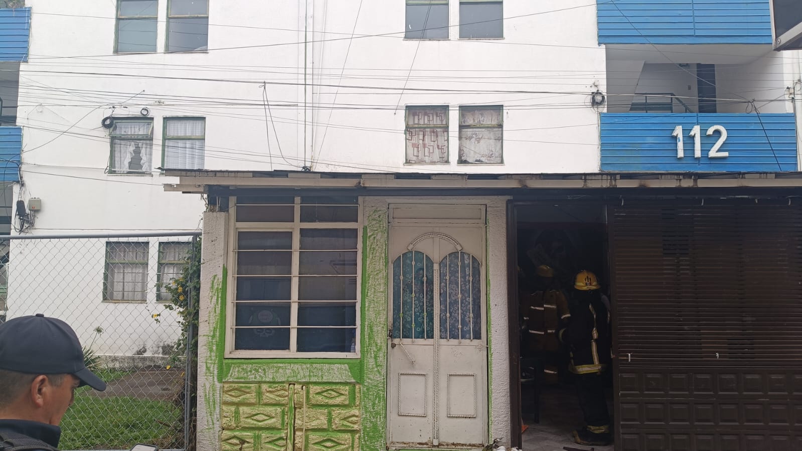 Dos menores con quemaduras tras incendio provocado por veladora en Apizaco