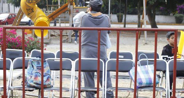 Foto: Cortesía Prohíben renta de sillas para apartar lugares en el Desfile del 5 de Mayo en Puebla