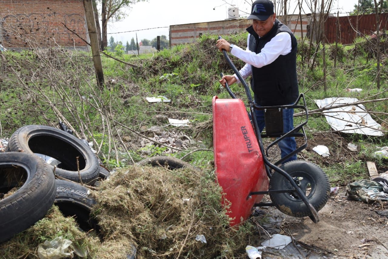 Faenas comunitarias, herramienta para transformar el entorno: Armando Aguirre