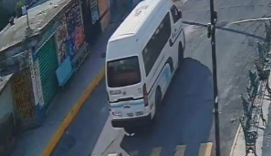 Mujer de 84 años muere tras bajar de combi en Tepatlaxco, Tlaxcala