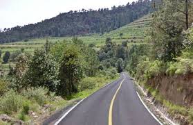 Siete peregrinos tlaxcaltecas lesionados tras volcadura en Terrenate