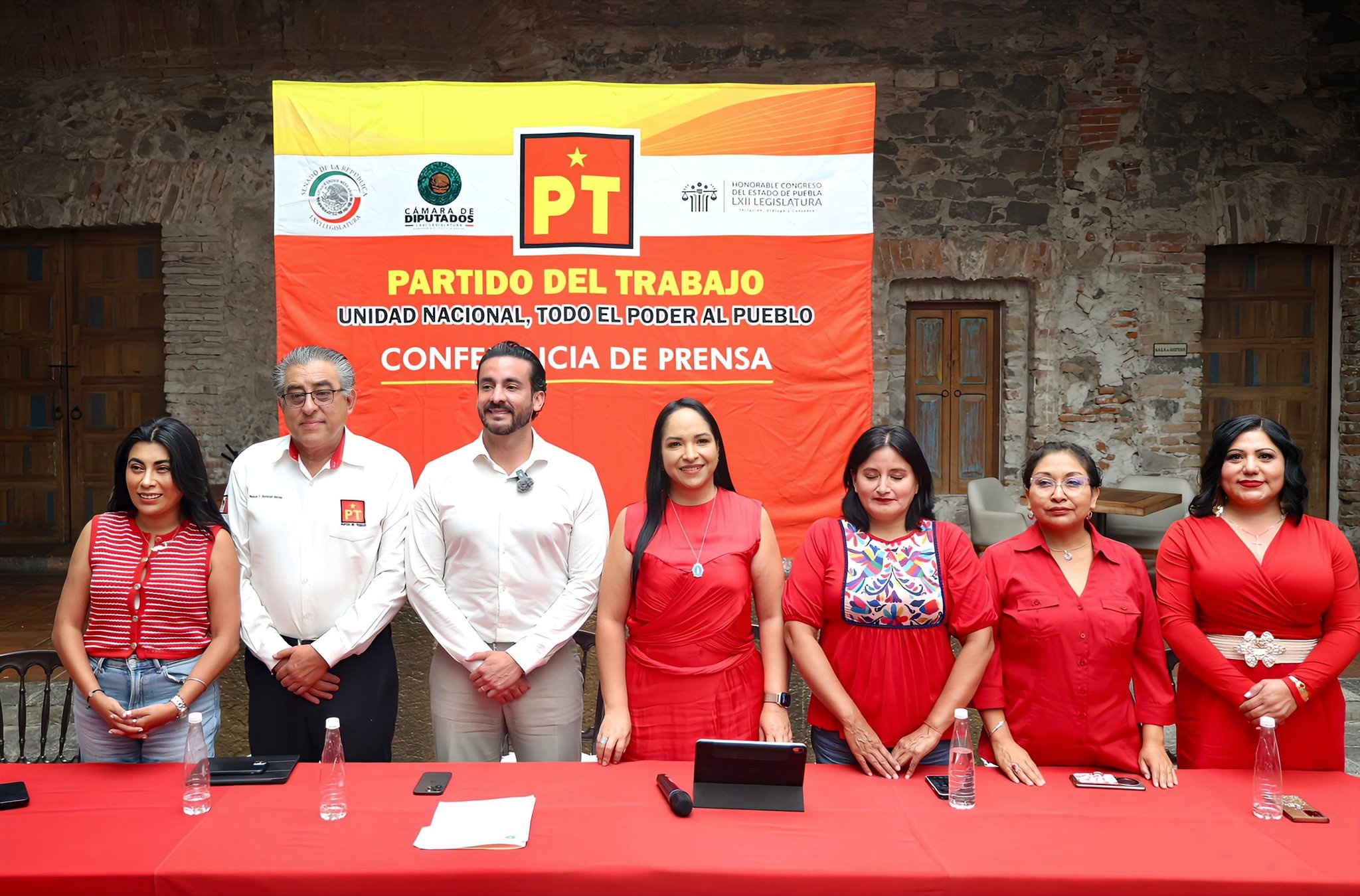 PT Puebla abre sus filas a morenistas que no podrán reelegirse en 2030