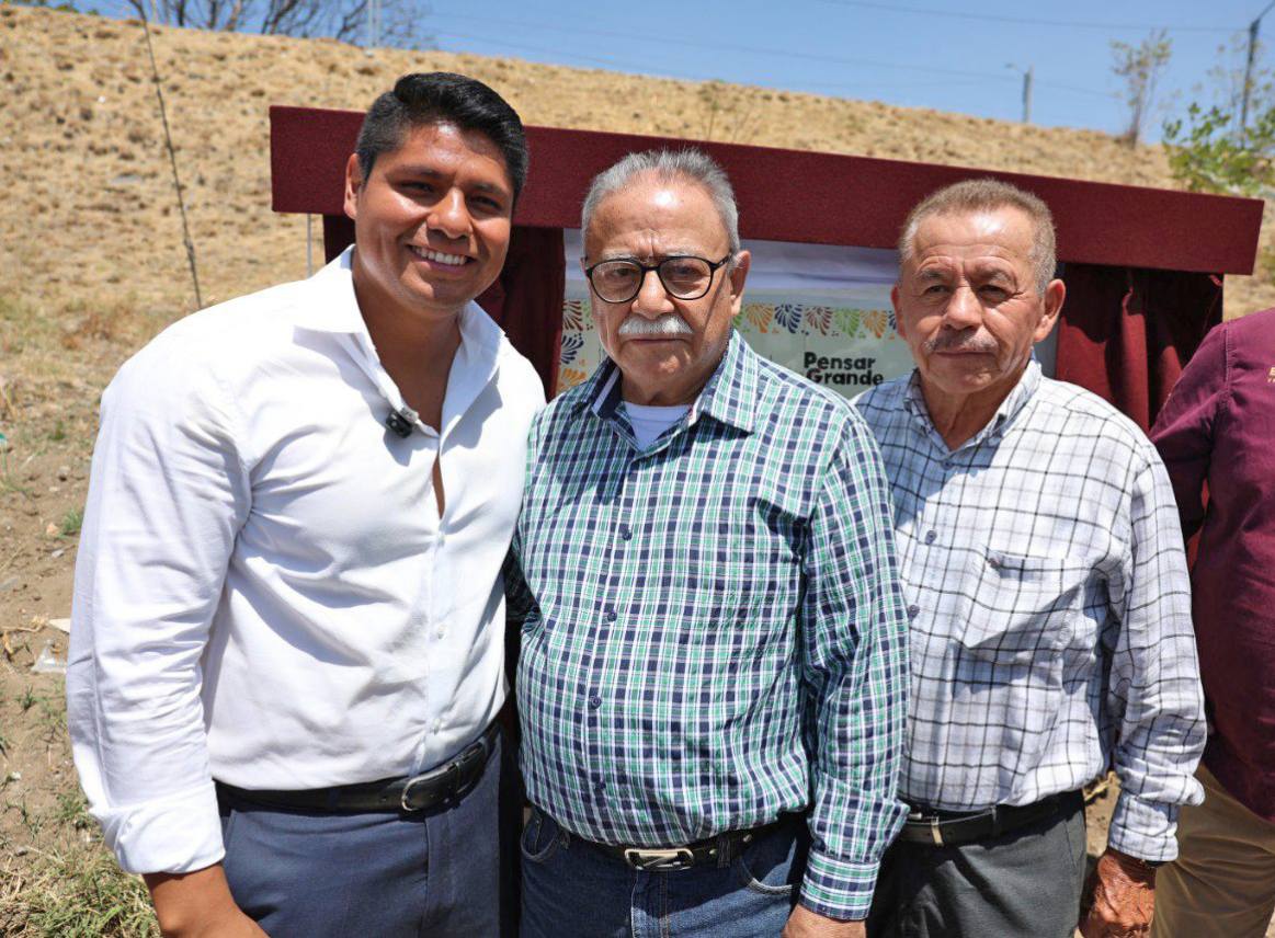 Por: Cortesía Lula Pineda Inauguran carril de desaceleración en el Periférico Ecológico, beneficio para más de 30 mil habitantes