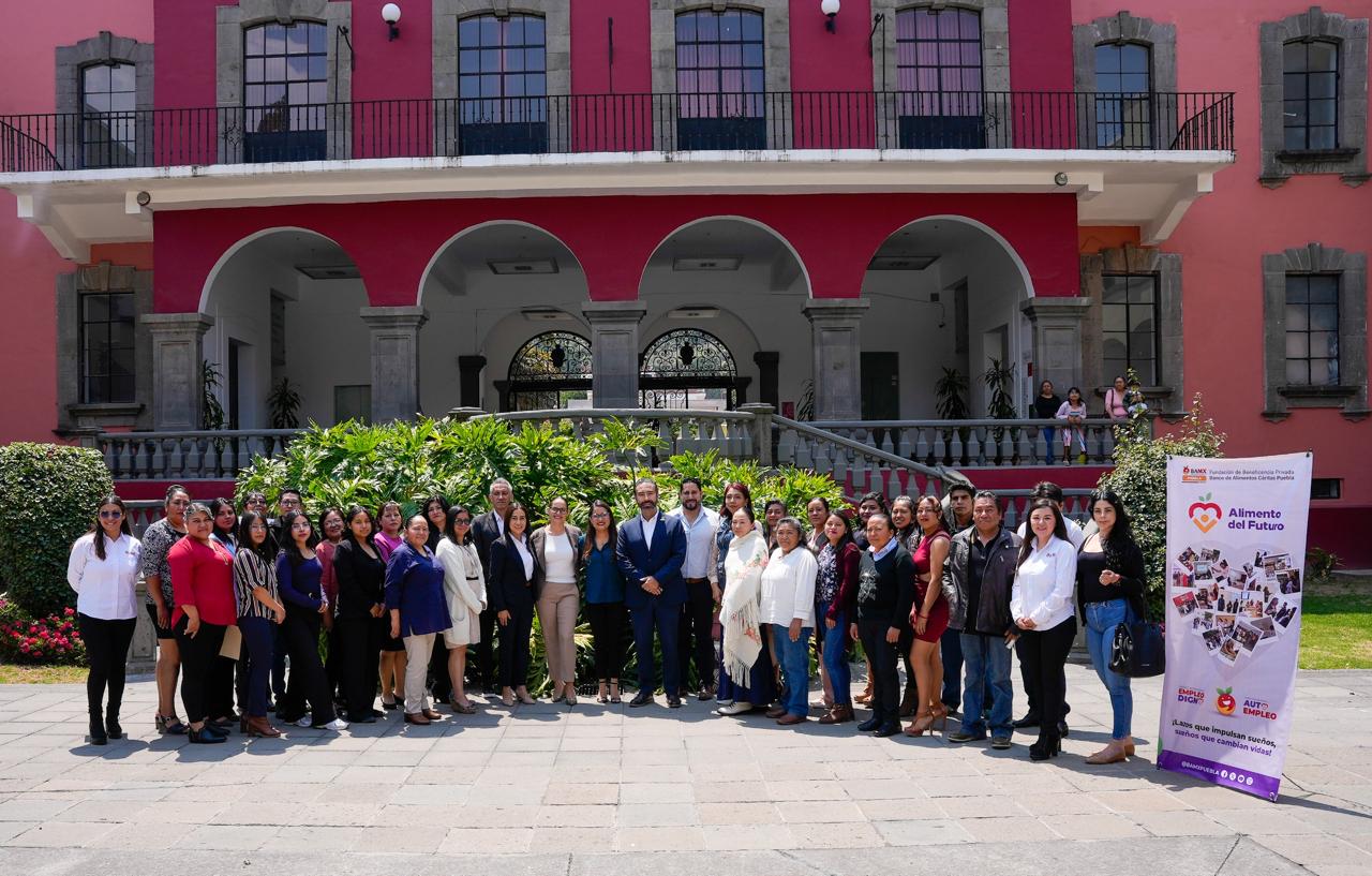 26 tlaxcaltecas se gradúan con éxito del programa Alimento del Futuro