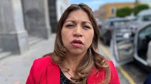 Karina Erazo defiende su labor sindical y rechaza acusaciones