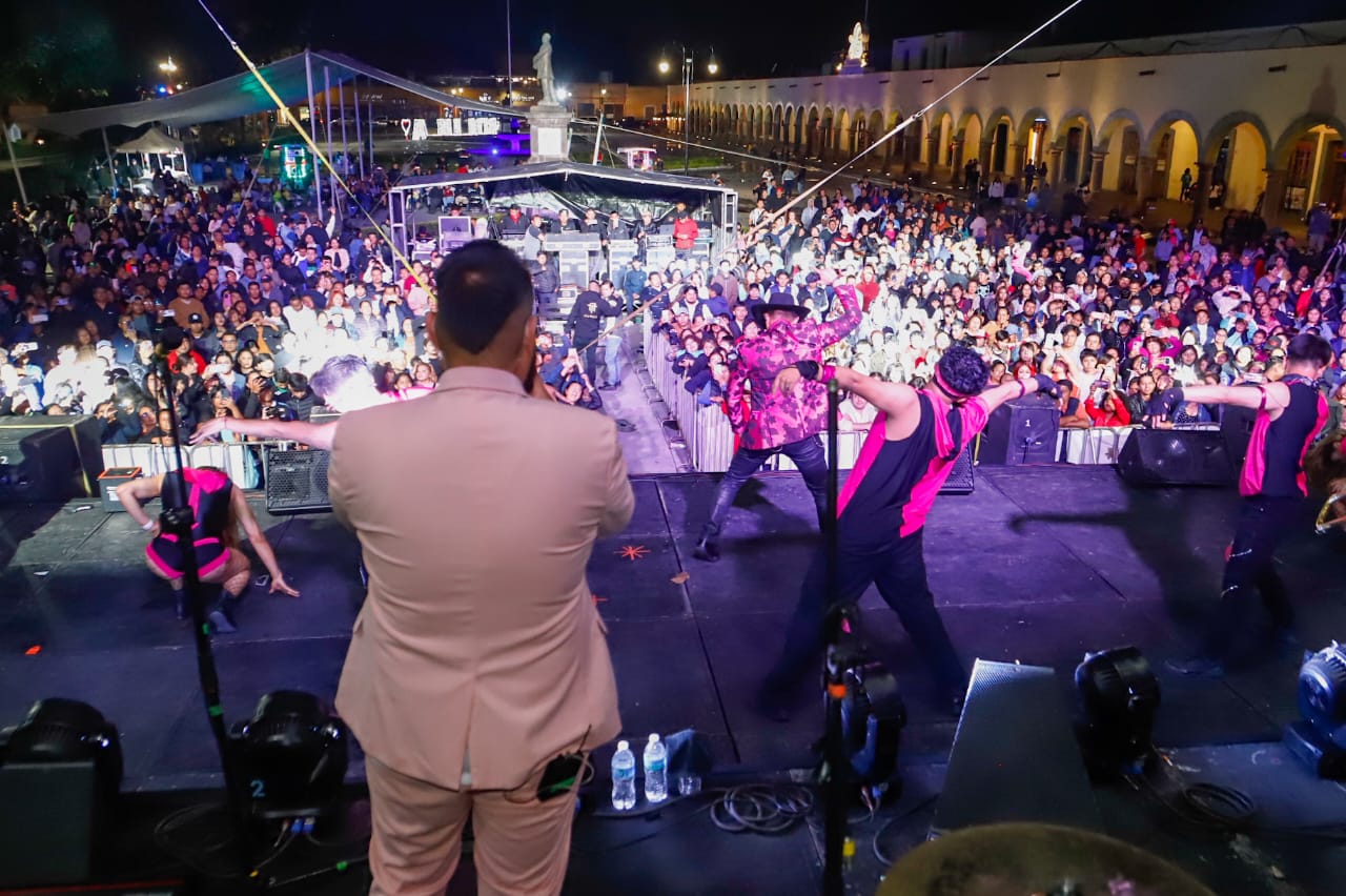 Comunicado oficial Tonantzin Fernández celebra a lo grande a las mamás cholultecas con la Fiesta Magnífica