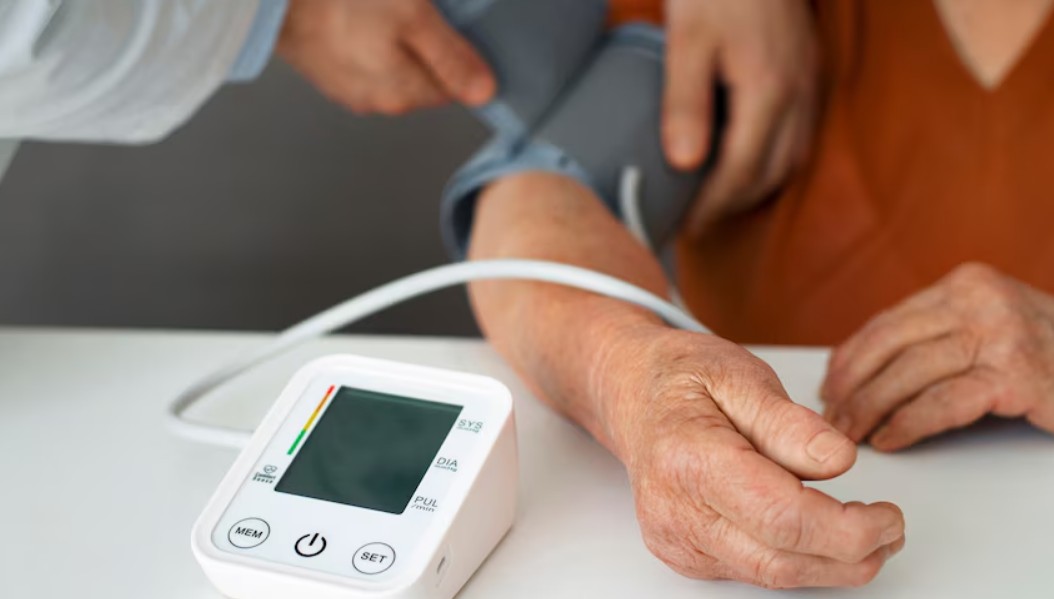 El peligro real de la hipertensión que casi nadie nota