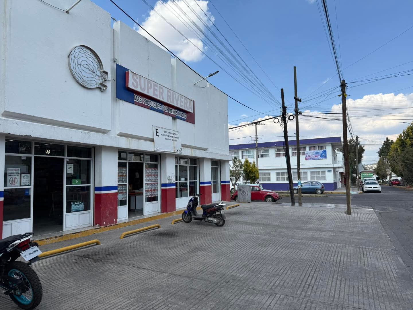 Empresa de abarrotes lamenta muerte de trabajadora al interior de sucursal en Apizaco