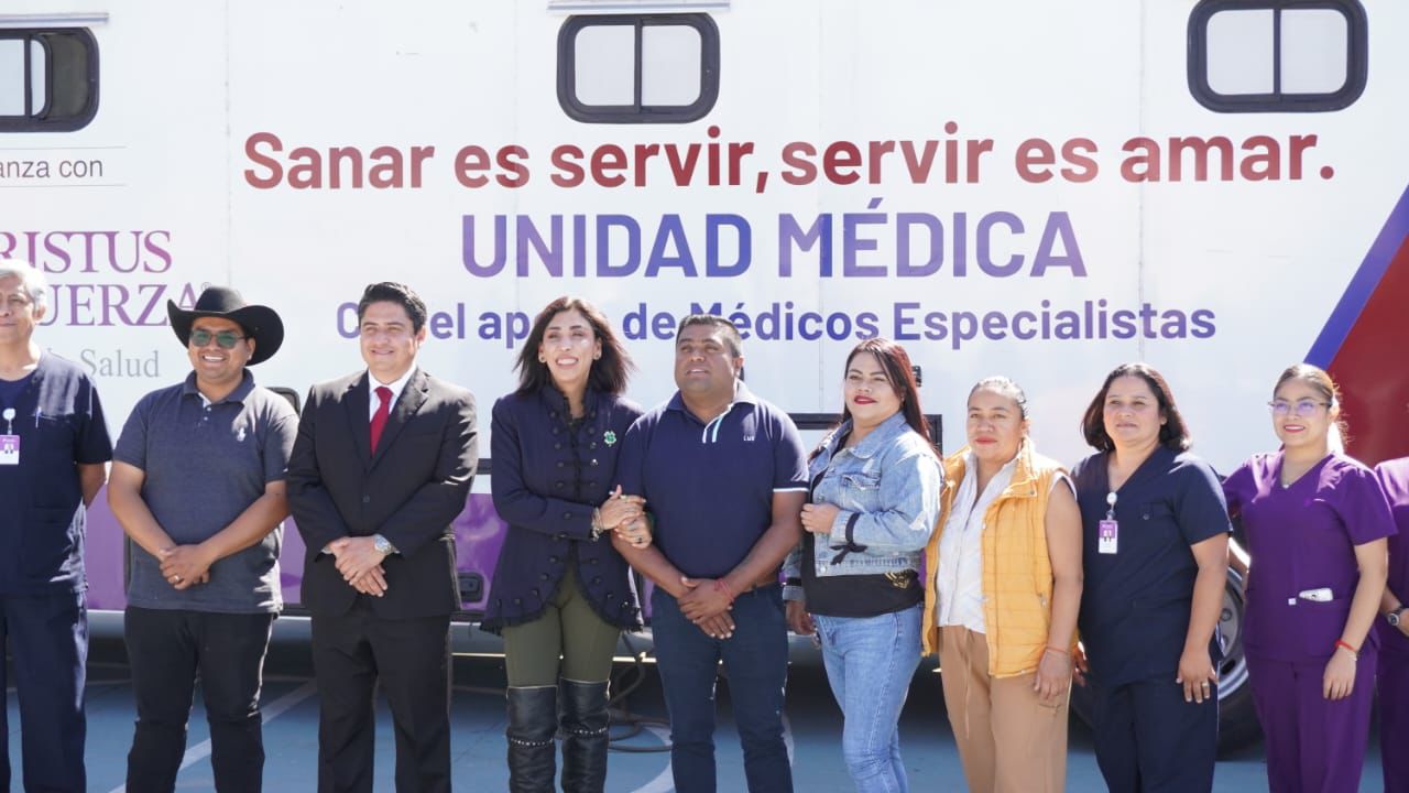 Acercan servicios médicos y asesorías jurídicas a Sanctorum