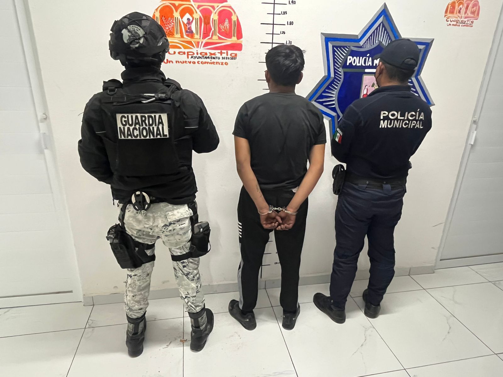 Aseguran a motociclista con diversas drogas en Cuapiaxtla durante operativo conjunto