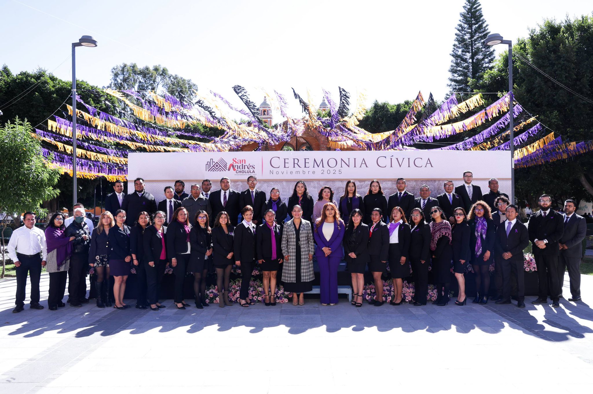 ceremonia nov 2025 sach 1