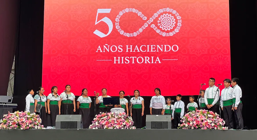 Voces Yumhu y Xutematsi emocionan en los 500 años de Tlaxcala