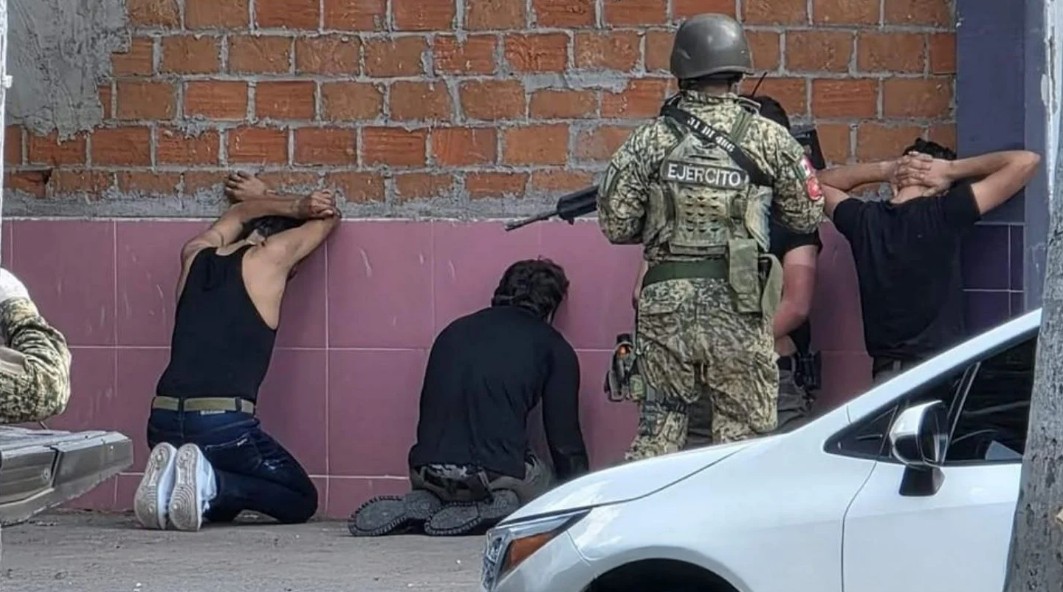 Violento ataque en Culiacán deja dos policías muertos