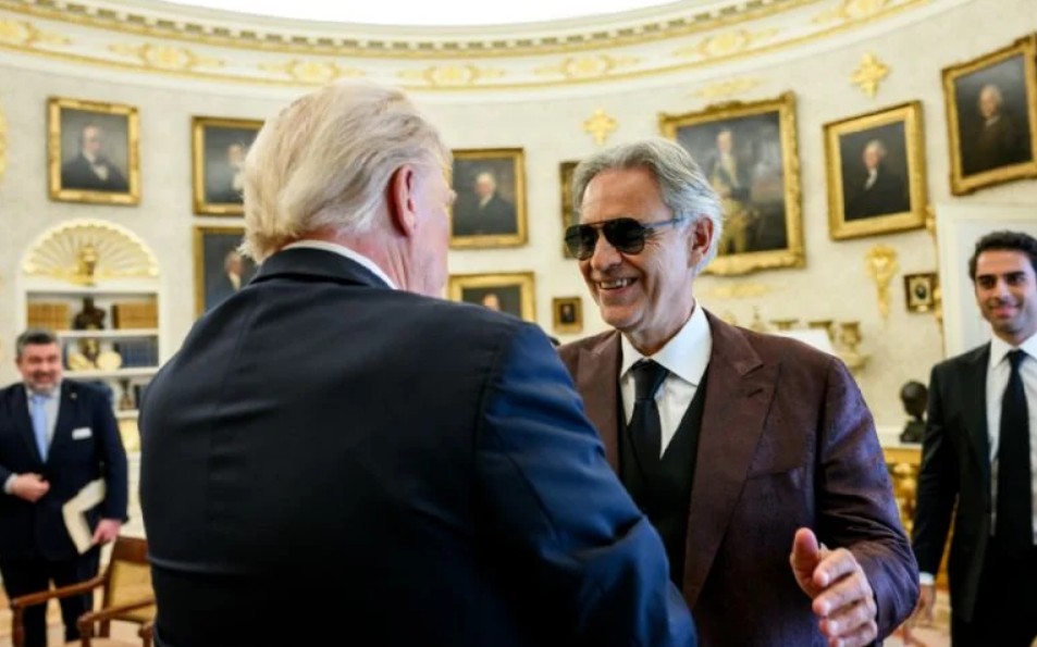 Andrea Bocelli en la Oficina Oval