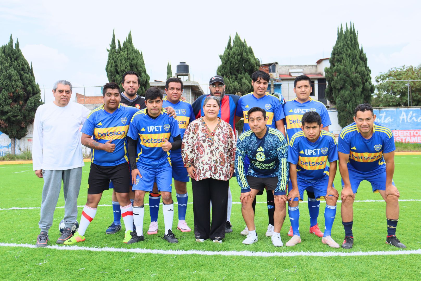 Reconoce Blanca Águila a periodistas de Tlaxcala y ofrece gestión de apoyos en salud