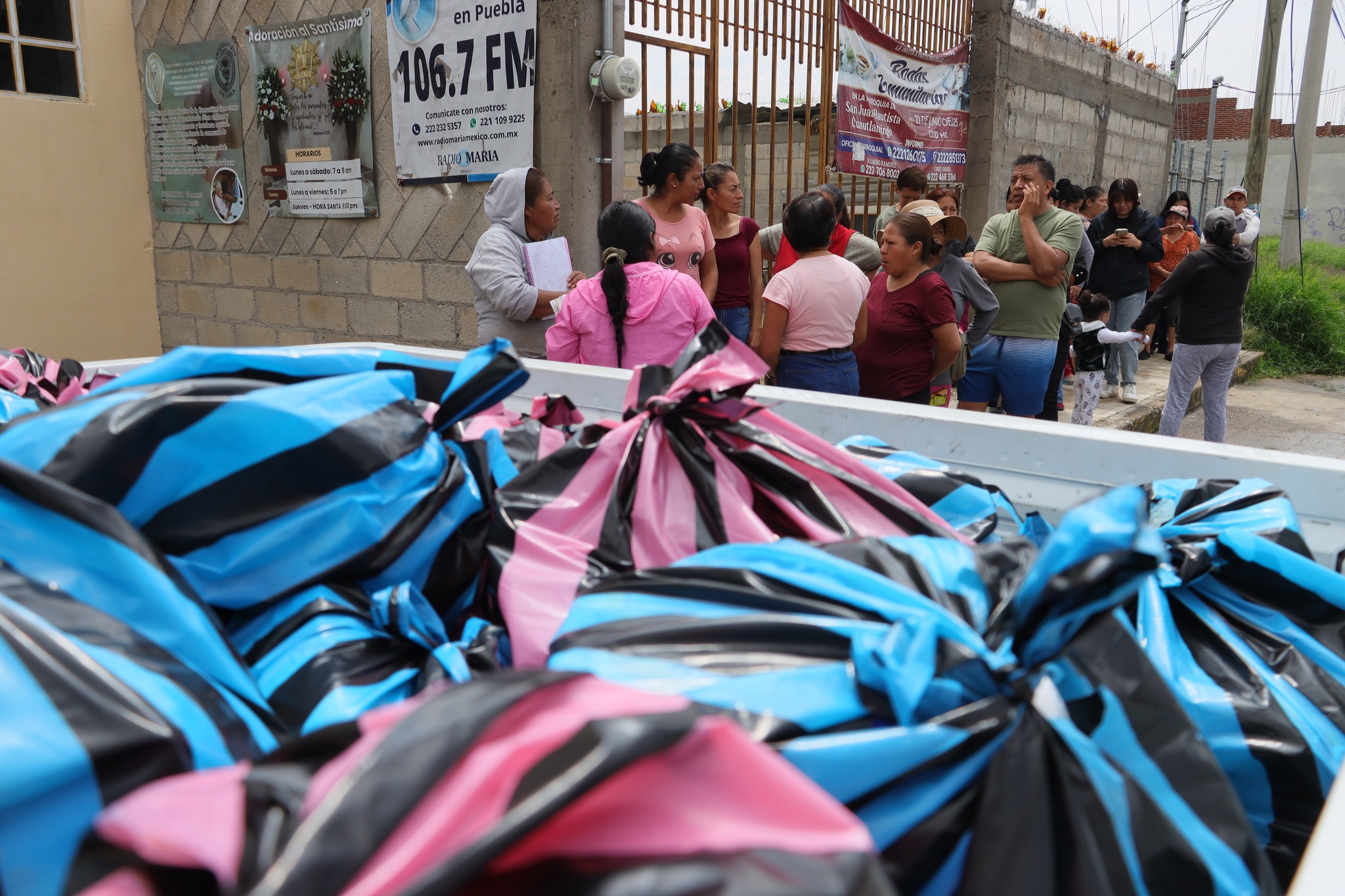 Teresa  Alfaro refuerza apoyo solidario a familias afectadas por lluvias en Cuautlancingo