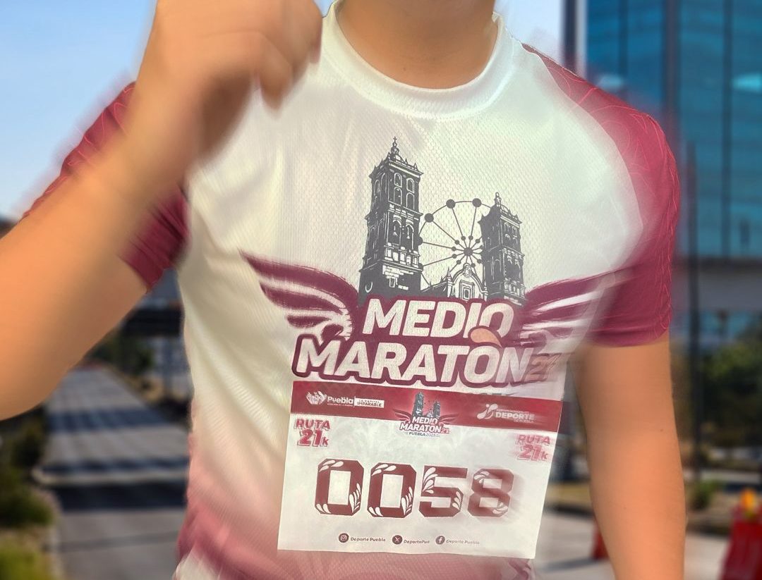 Puebla se prepara para el Medio Maratón 21K 2025 con entrega de kits a participantes