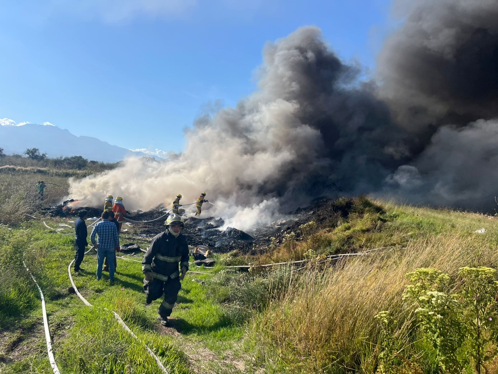 controlan fuego basurero coronango 4