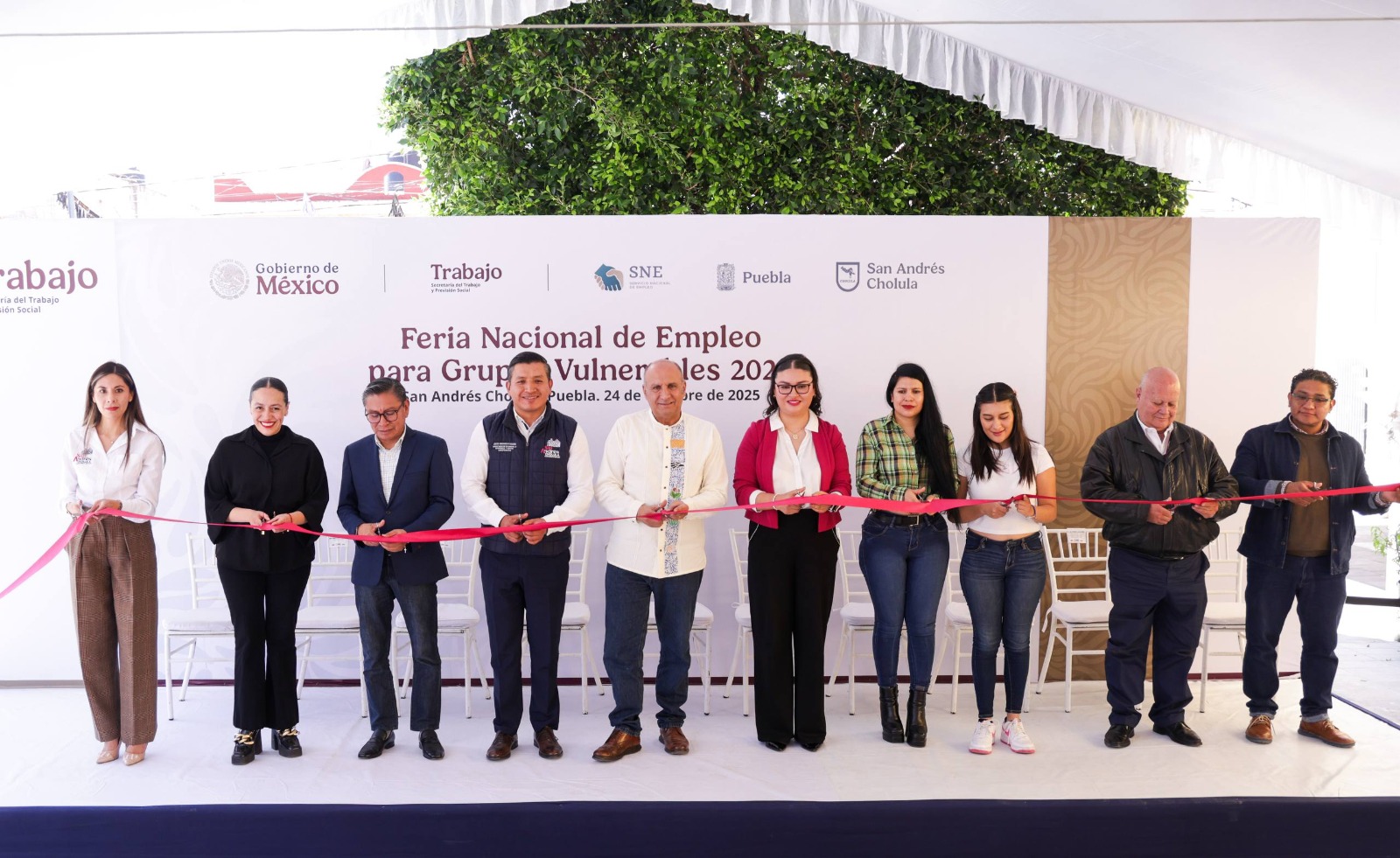 Feria Nacional de Empleo brinda oportunidades laborales en San Andrés Cholula