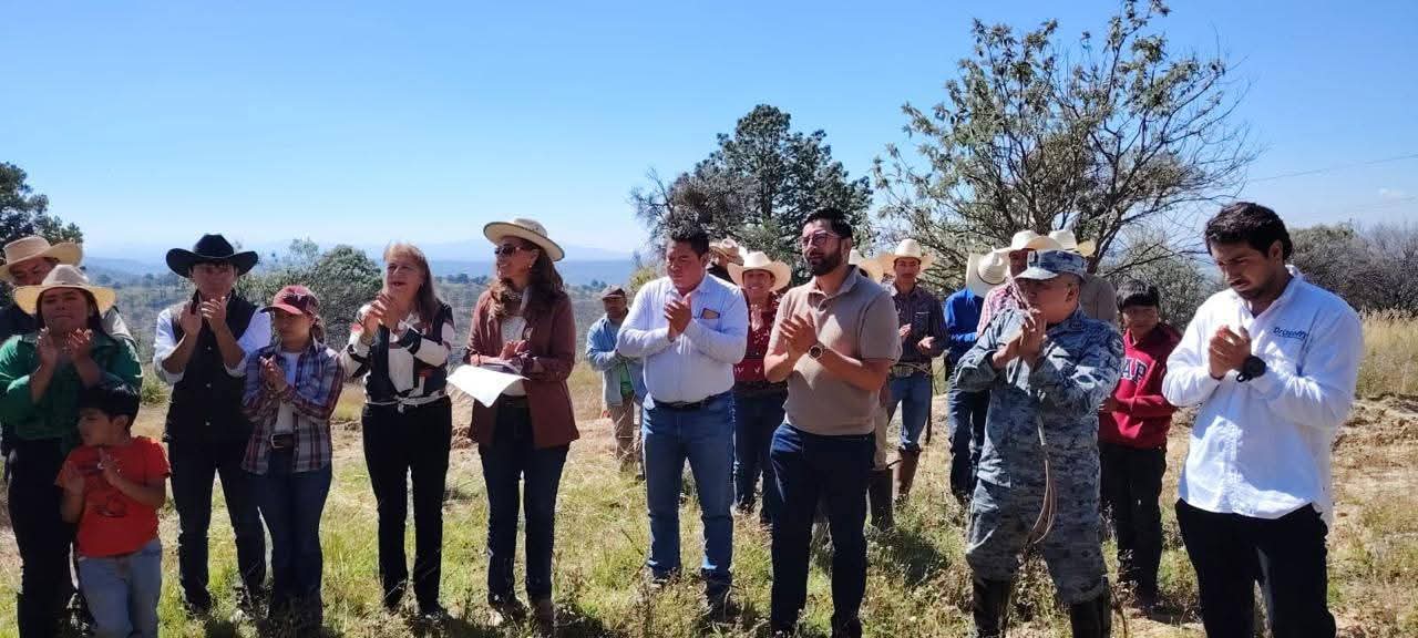 Jornada de reforestación en Atltzayanca tras incendio forestal
