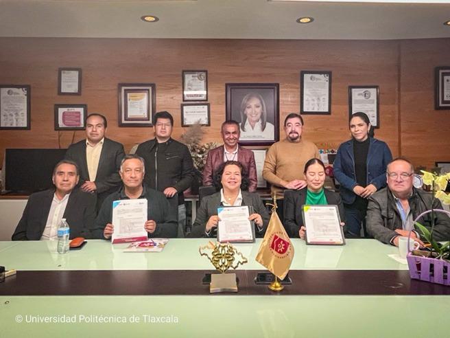 UPTx impulsa la Educación Dual con nuevos convenios empresariales