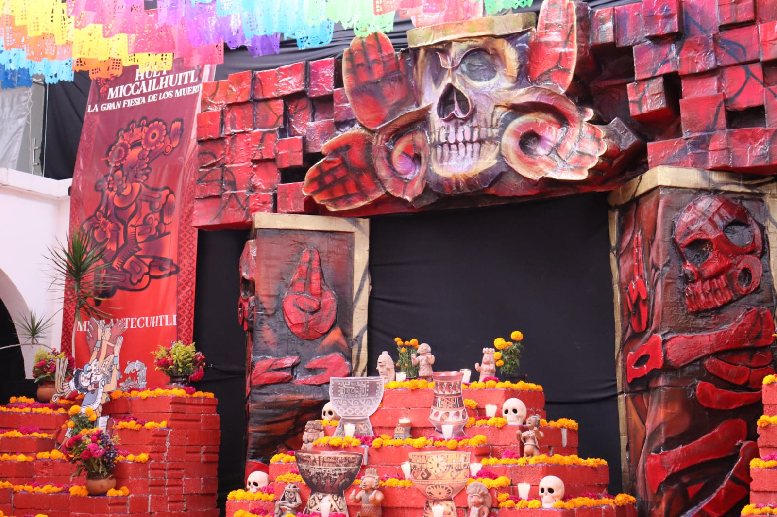 inaugura altares matanza cholula 7