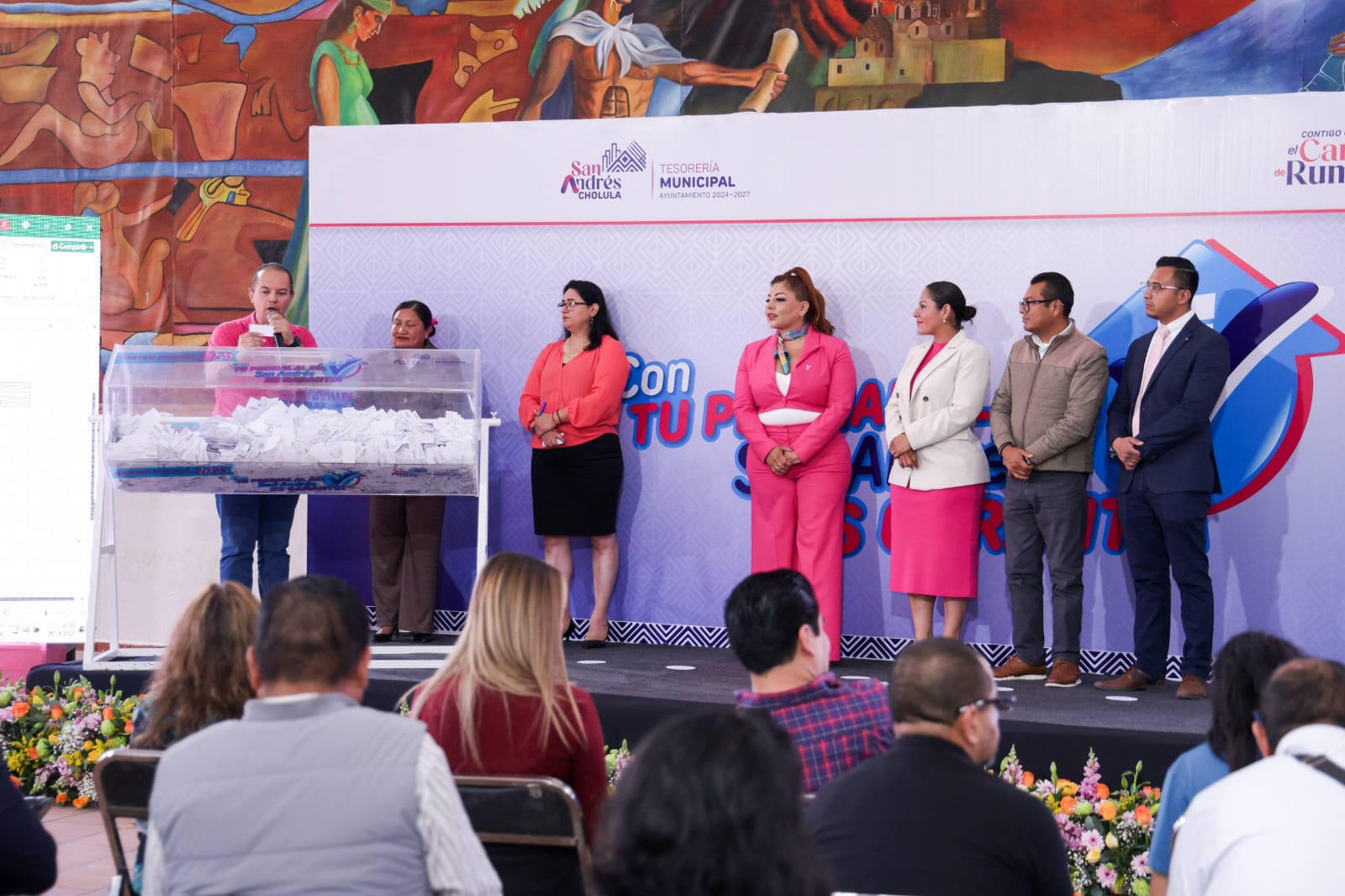 Reconoce Lupita Cuautle el compromiso ciudadano durante el Sorteo Predial 2025