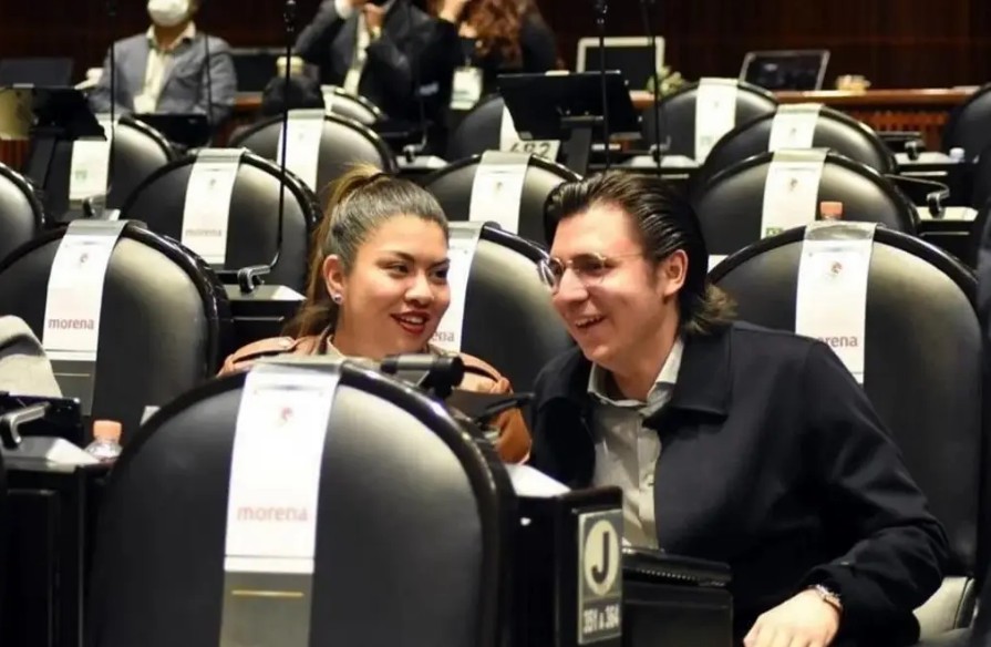 Pagos polémicos a un joven asesor