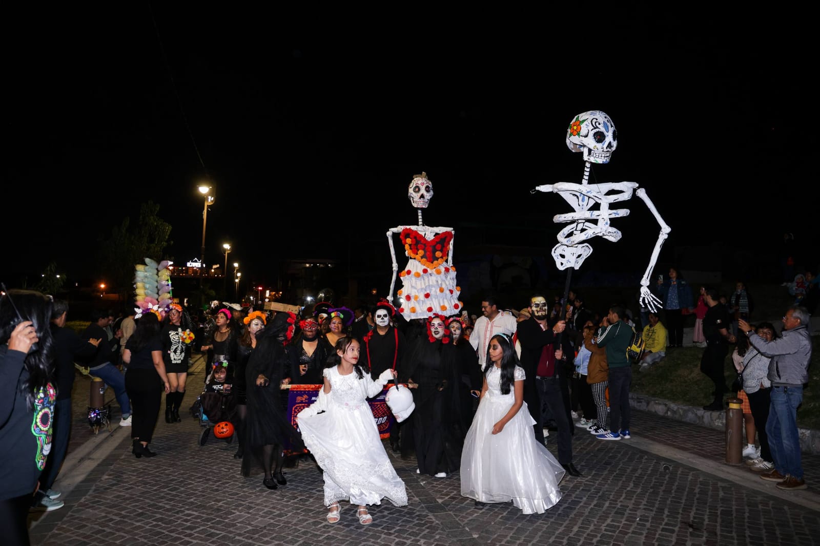 San Andrés Cholula vive su Carnaval Camino al Mictlán con tradición, color y alegría