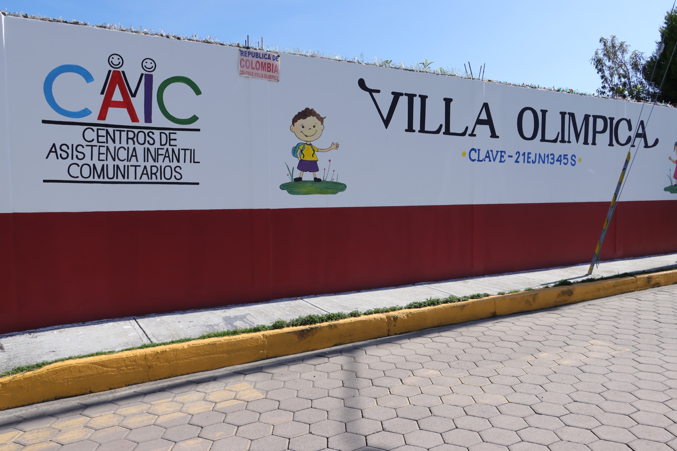 Tere Alfaro entrega rehabilitación del CAIC Villa Olímpica