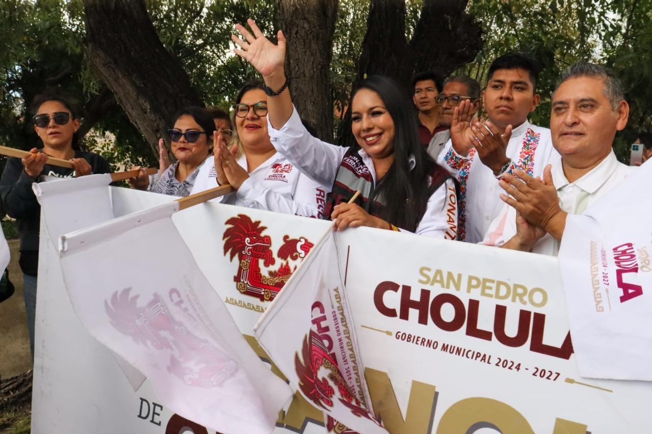 con dialogo tfd cumple momoxpan 4