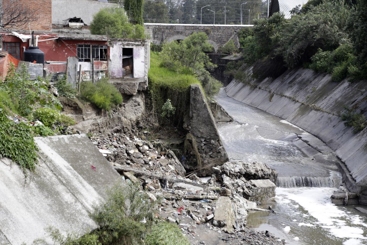 Más de 300 mil poblanos viven en zonas de riesgo por inundaciones, advierte el Ayuntamiento
