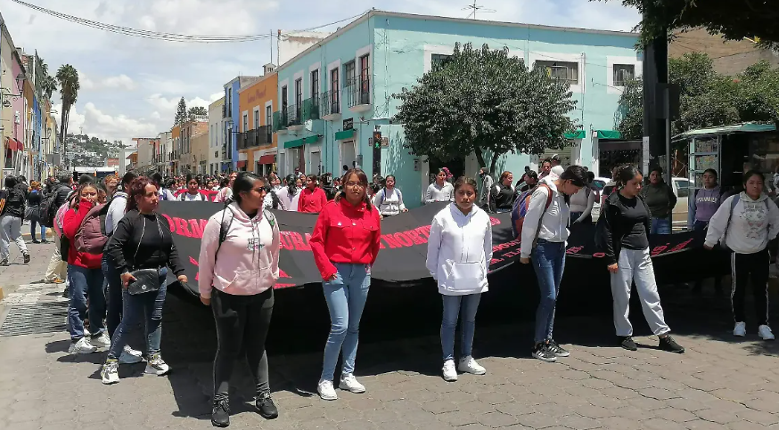 Foto: Cortesía Tlaxcala: Marcha estudiantil y ensayo del Grito provocan caos vial este viernes