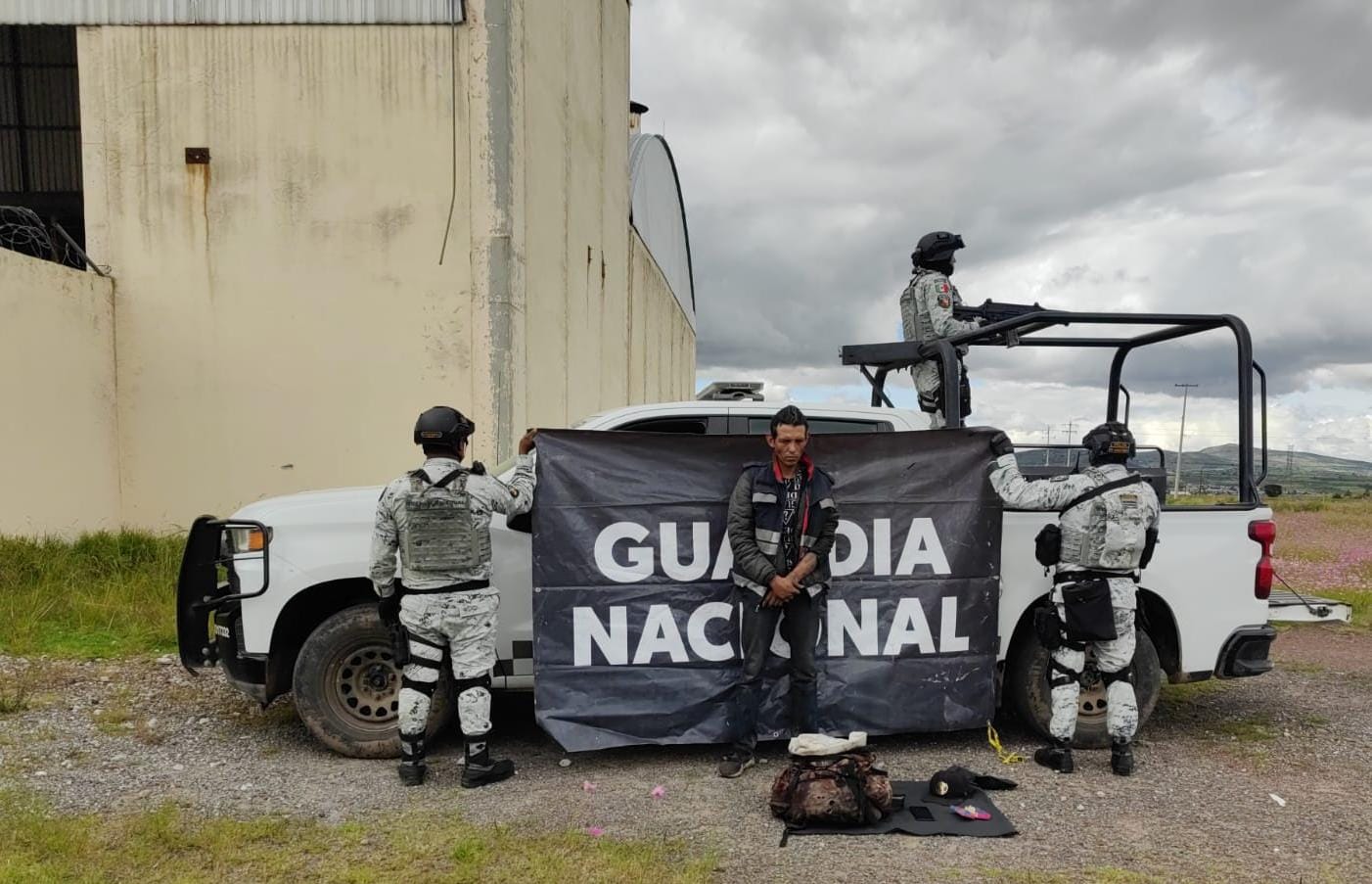 Foto: Cortesía Guardia Nacional detiene a hombre en Calpulalpan por robar en inmueble asegurado