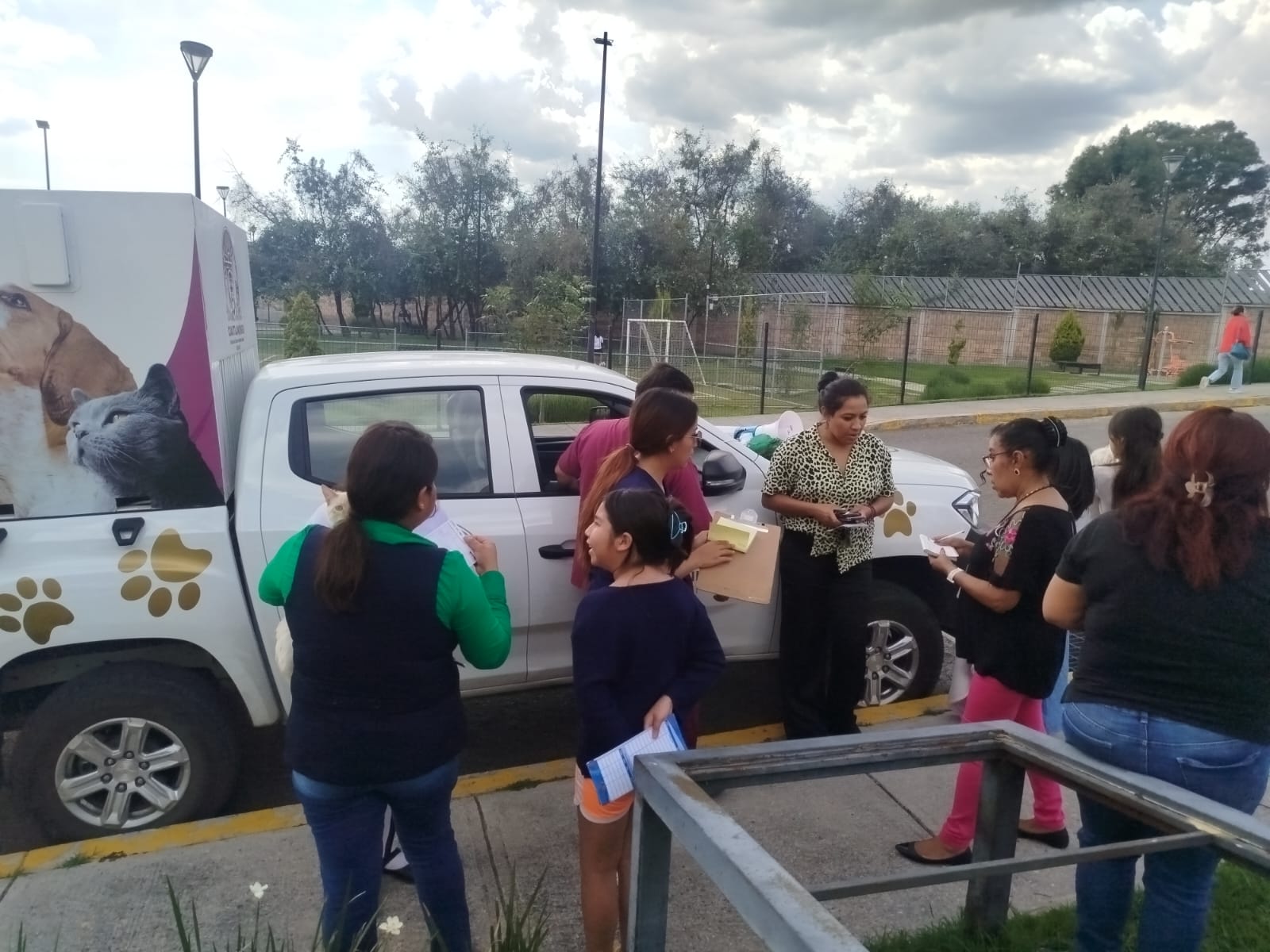 Por: Cortesía Lula Pineda Con éxito jornada de vacunación para perros y gatos en Cuautlancingo