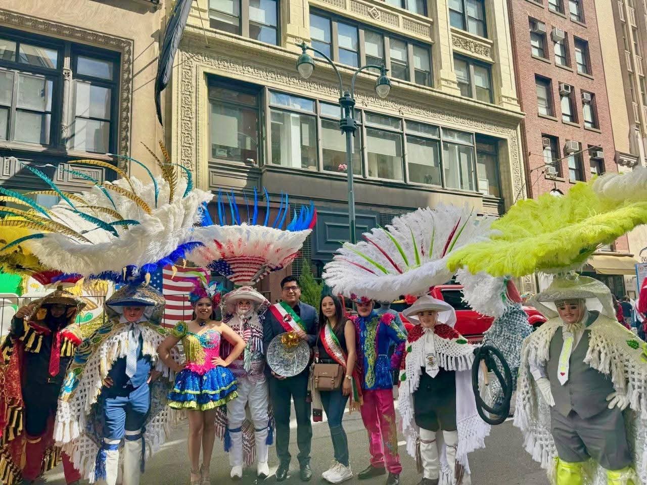Foto: Cortesía Entre polémicas, alcalde de Mazatecochco se pasea en la Gran Manzana