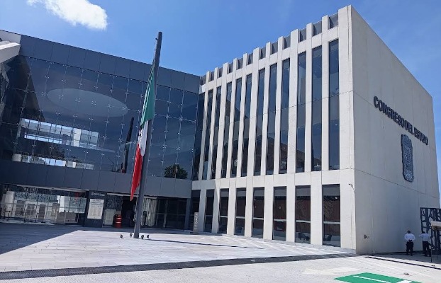 Congreso recibe iniciativa para modificar tres leyes de Puebla